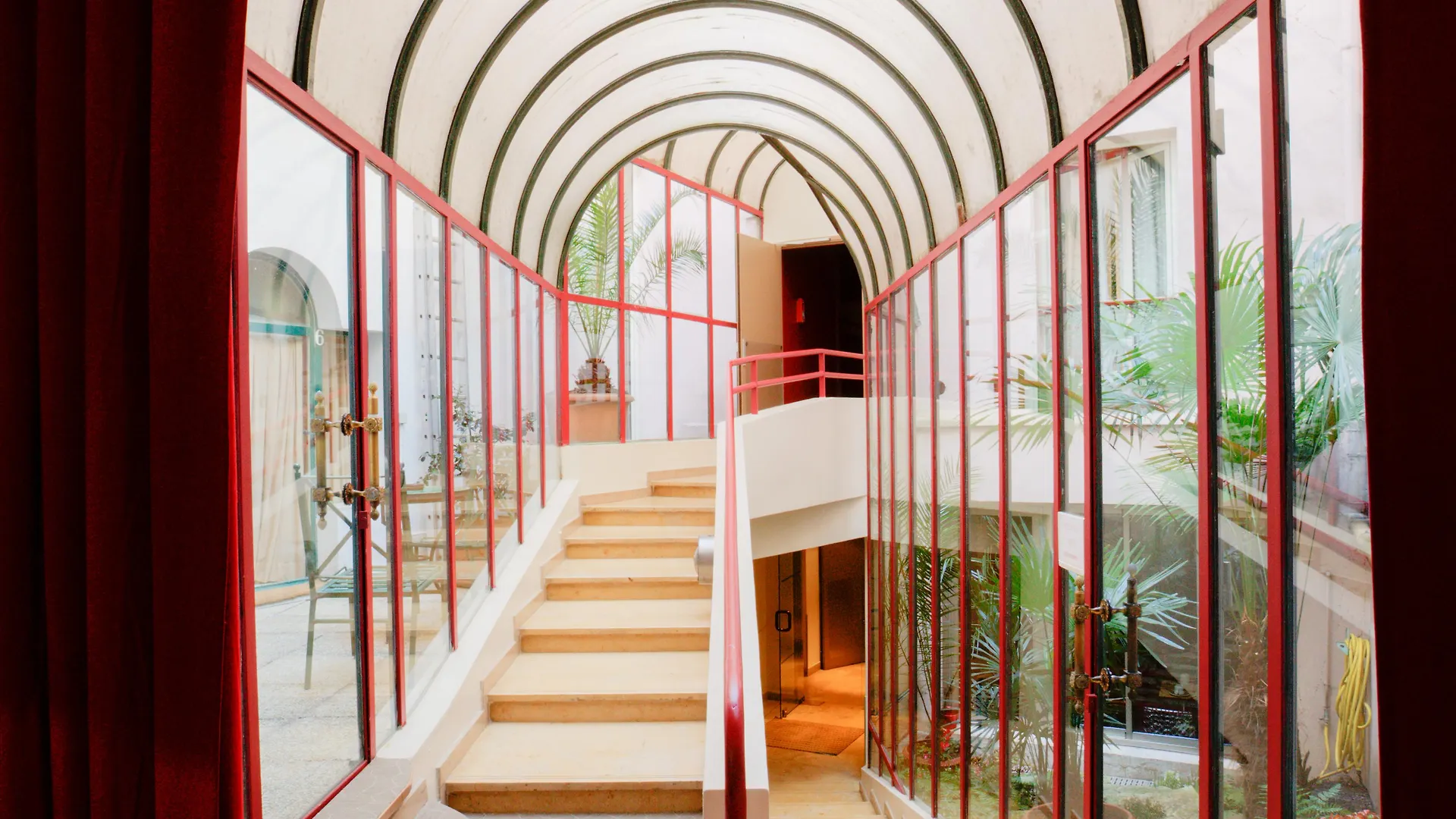 Moulin Plaza By Happyculture מלון פריז