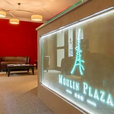 Moulin Plaza By Happyculture פריז